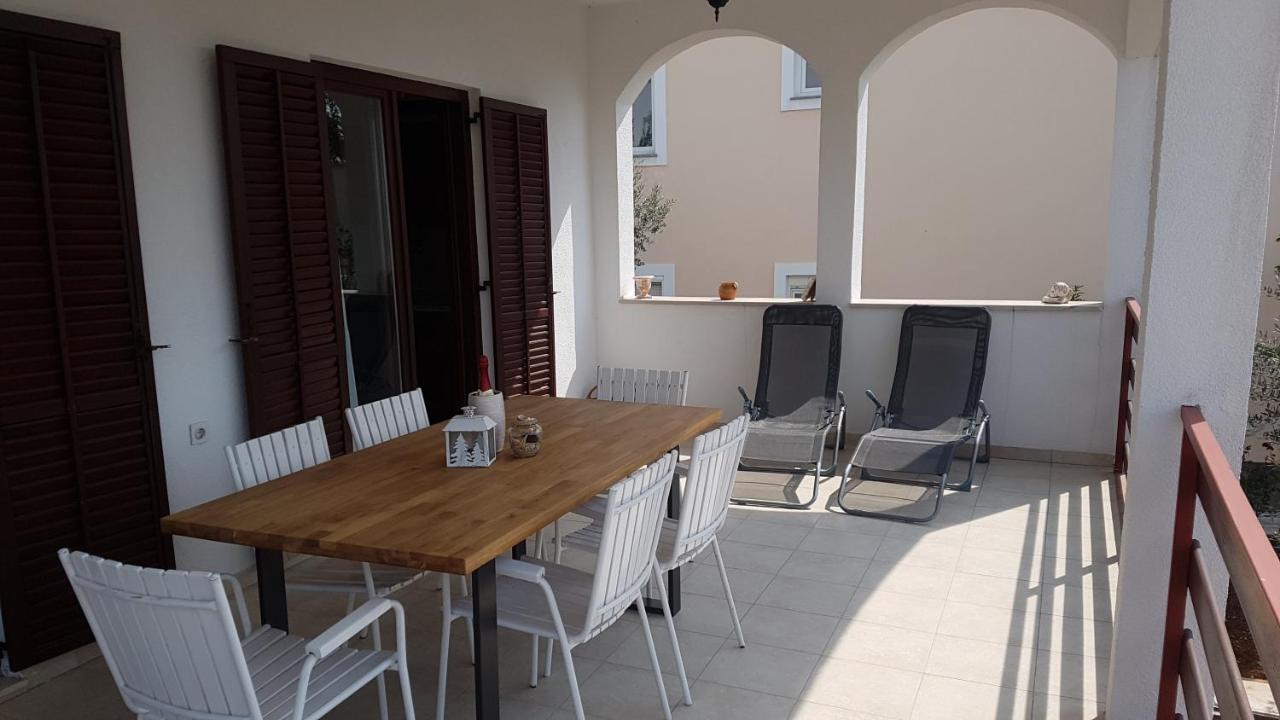 Apartment Pantalon, Big Terrace And Free Parking Zadar Eksteriør billede